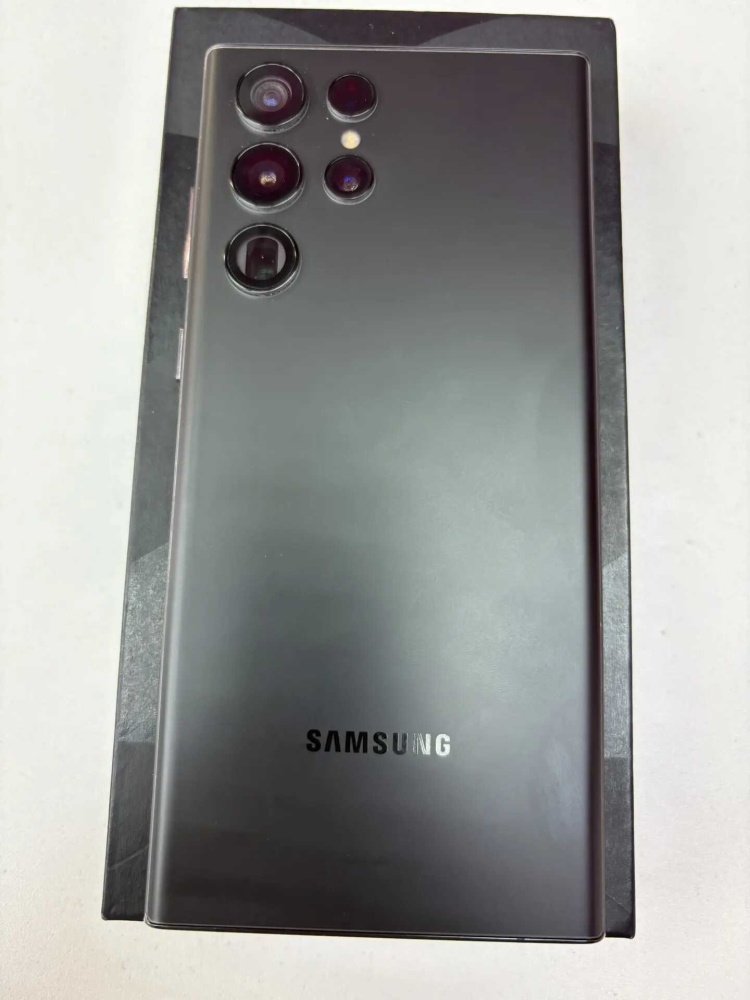 Смартфон Samsung S22 Ultra -256