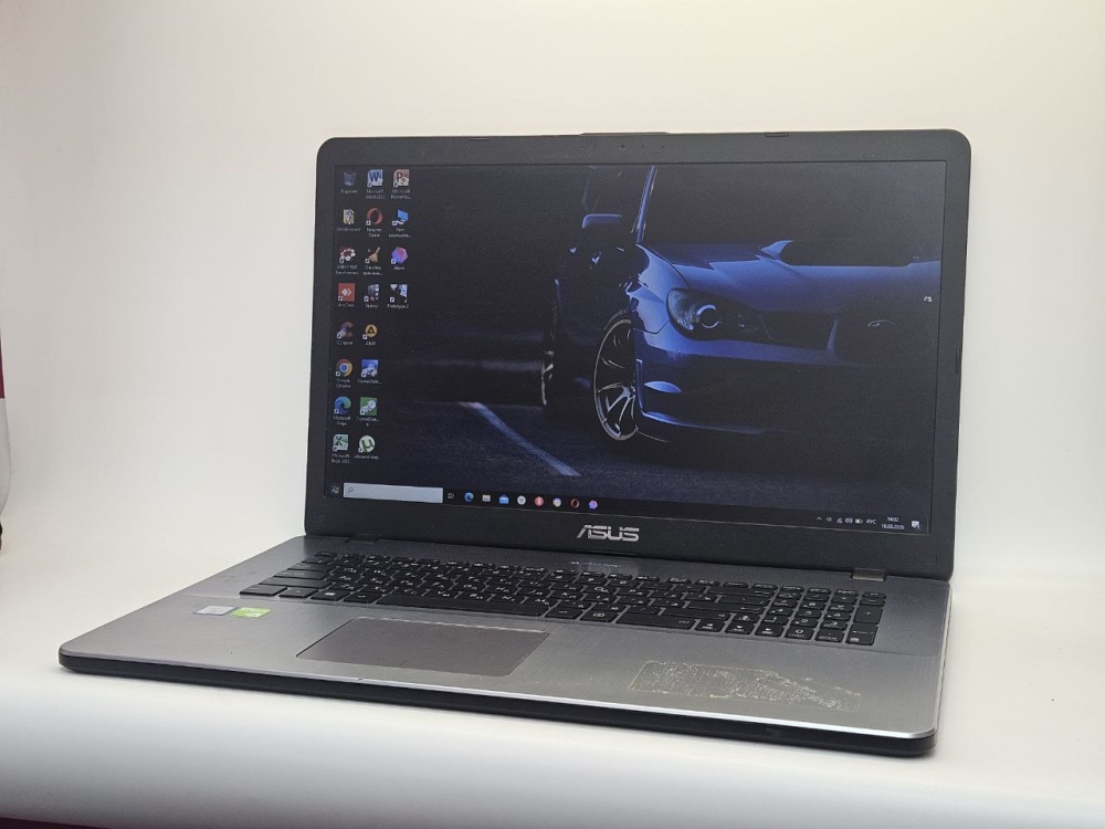 Ноутбук ASUS (i3-7th gen, 6/120gb)