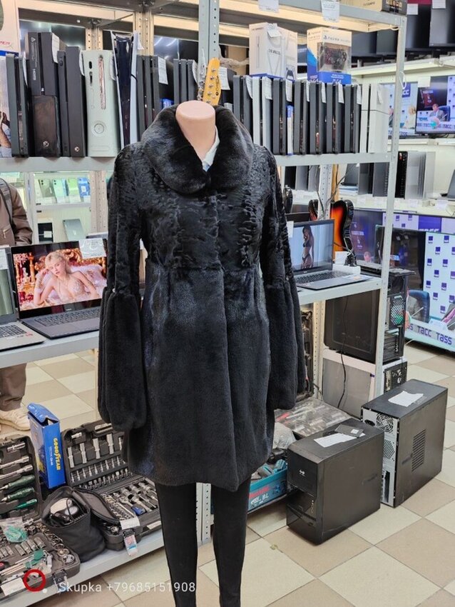 Шуба норковая, каракульча