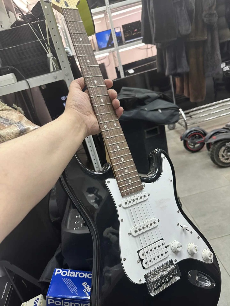 Электрогитара Cruiser by Crafter