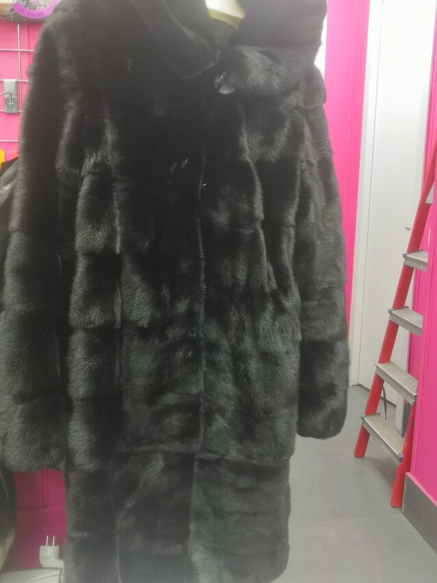 Шуба норка с капюшоном