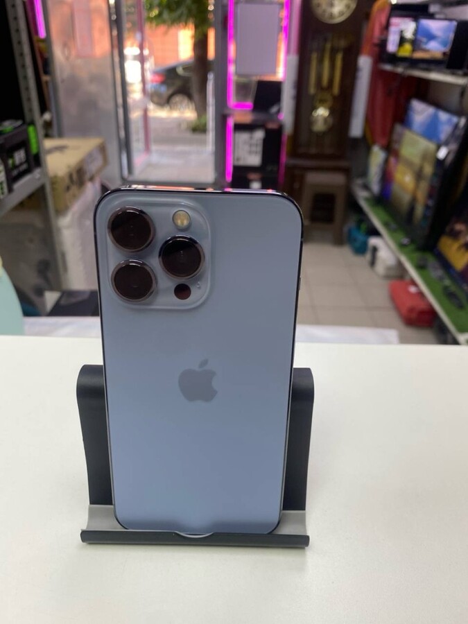 Смартфон iPhone 13 PRO 128 GB