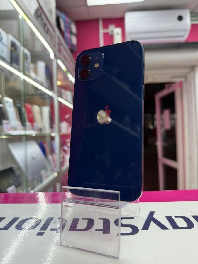Смартфон iPhone 12 64 Gb