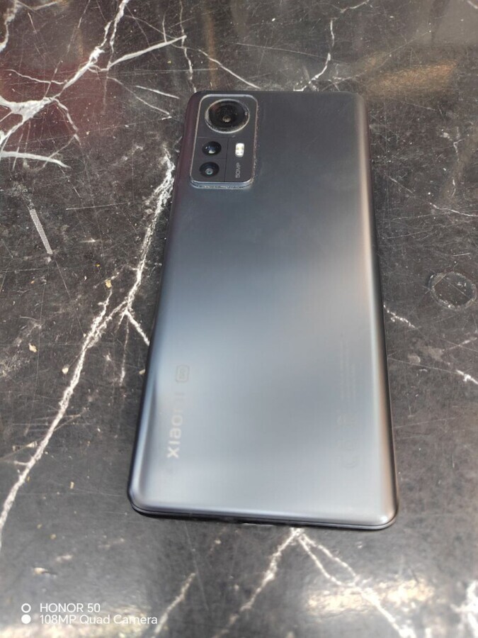 Смартфон Xiaomi 12