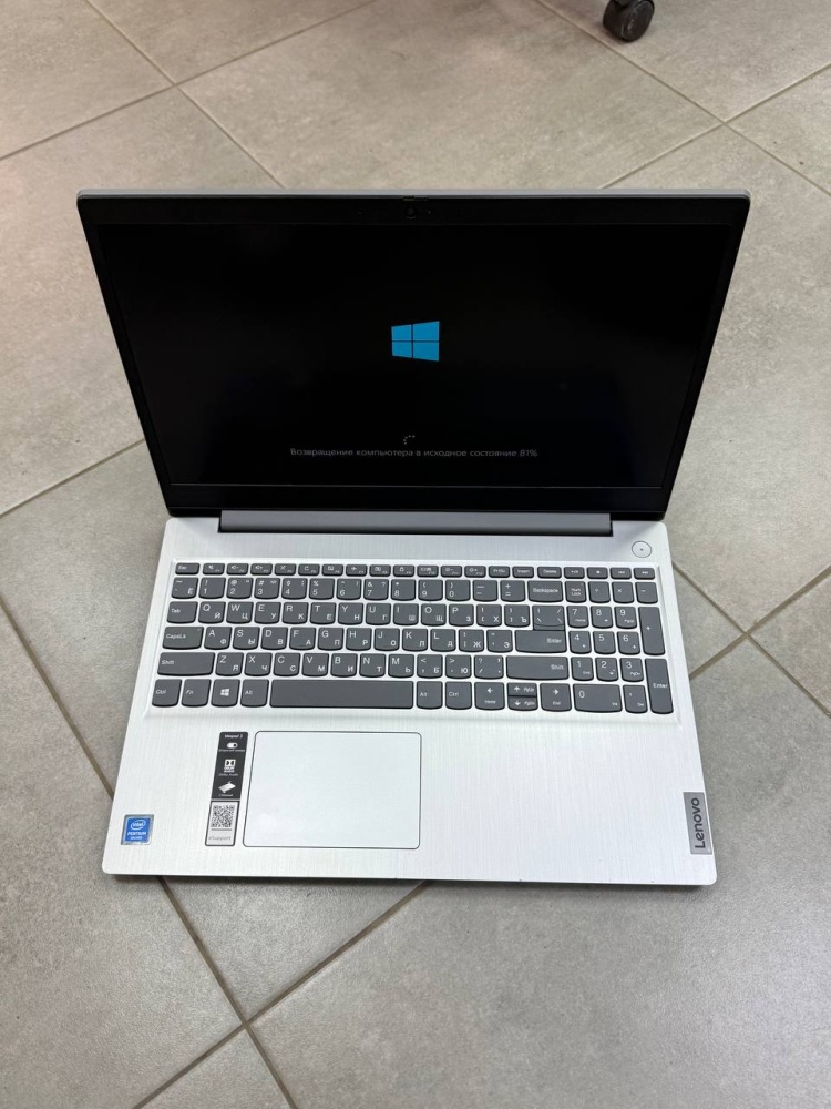Ноутбук Lenovo 81WQ