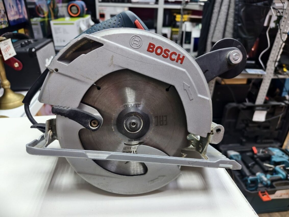 Дисковая пила Bosch KGS600 165mm