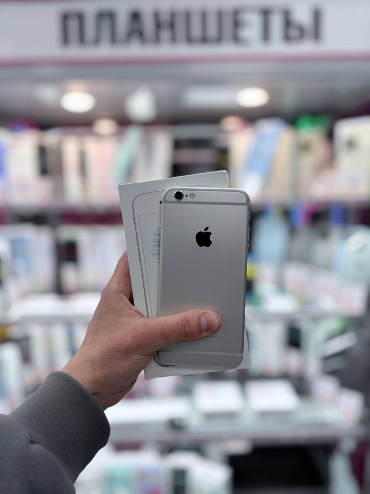 Смартфон iPhone 6S 32