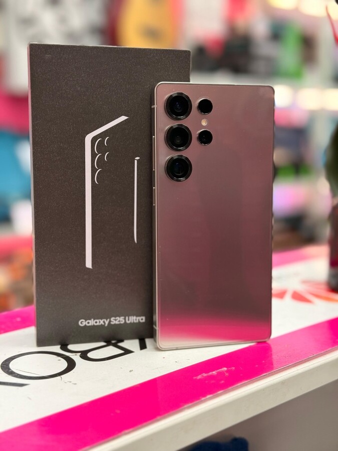 Смартфон Samsung S25 ultra 12/512