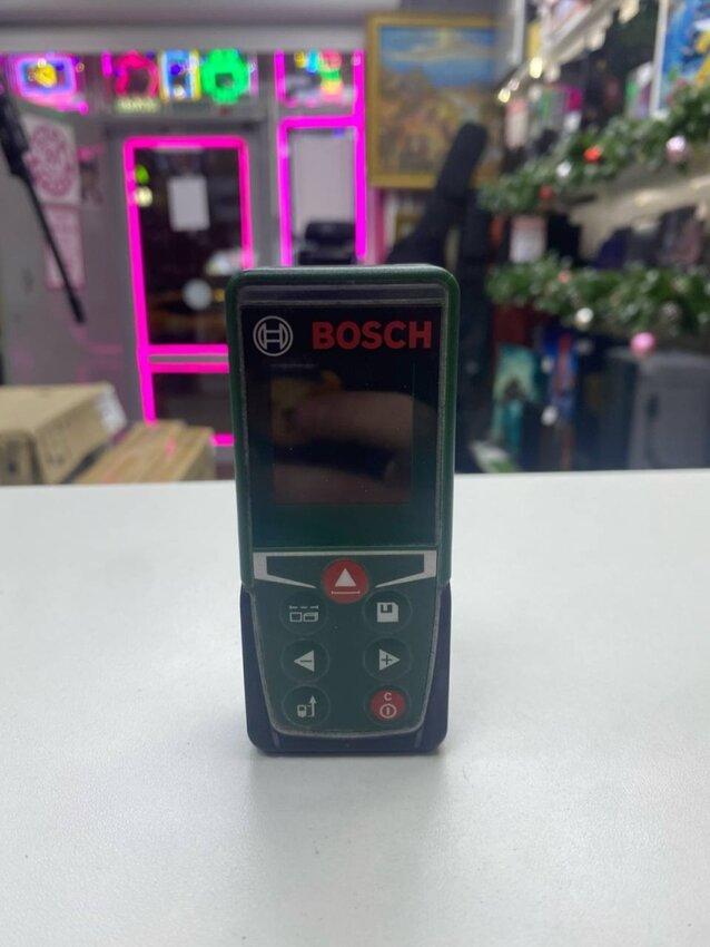Дальномер Bosch universal distance 50