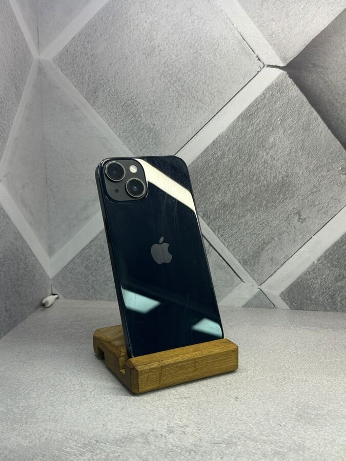 Смартфон iPhone 14 128