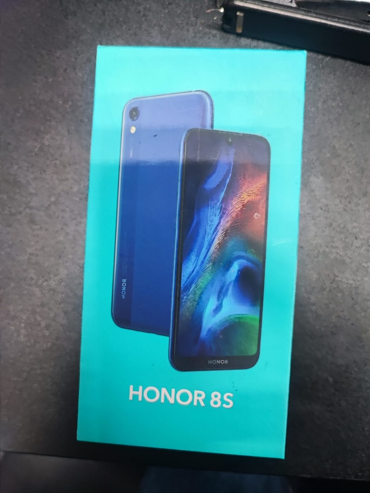 Смартфон Honor 8S 2/32