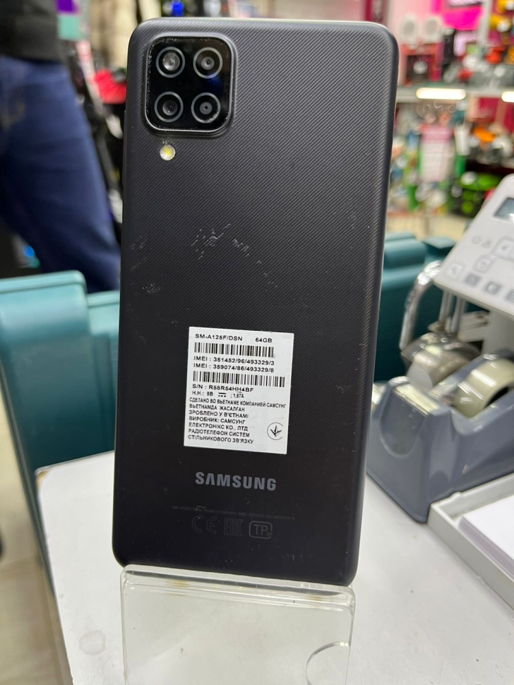 /Смартфон Samsung A12 4/64