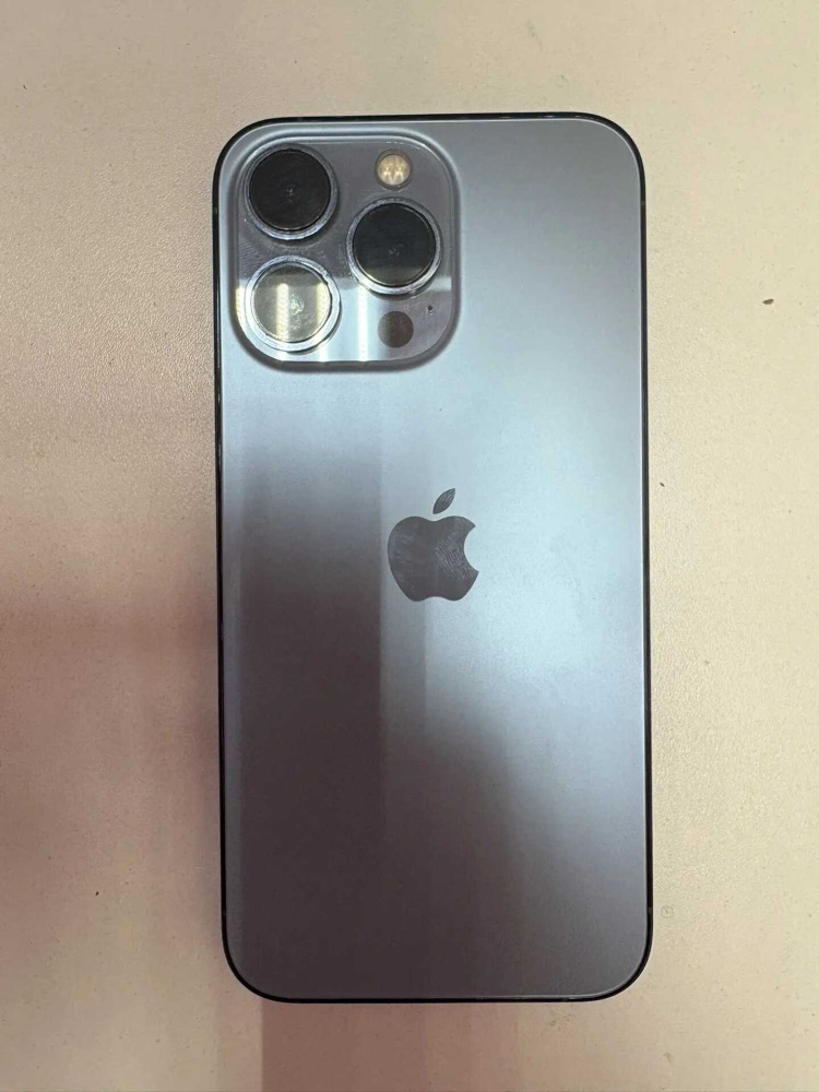 Смартфон iPhone 13 PRO 256 GB