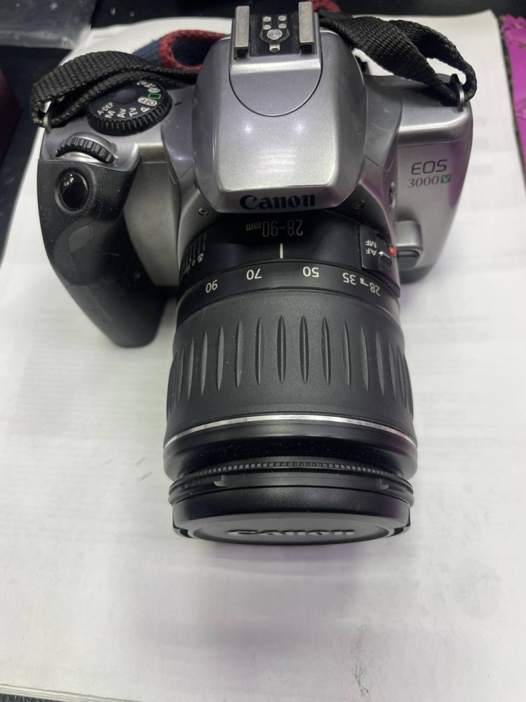Фотоаппарат Canon EOS 3000V