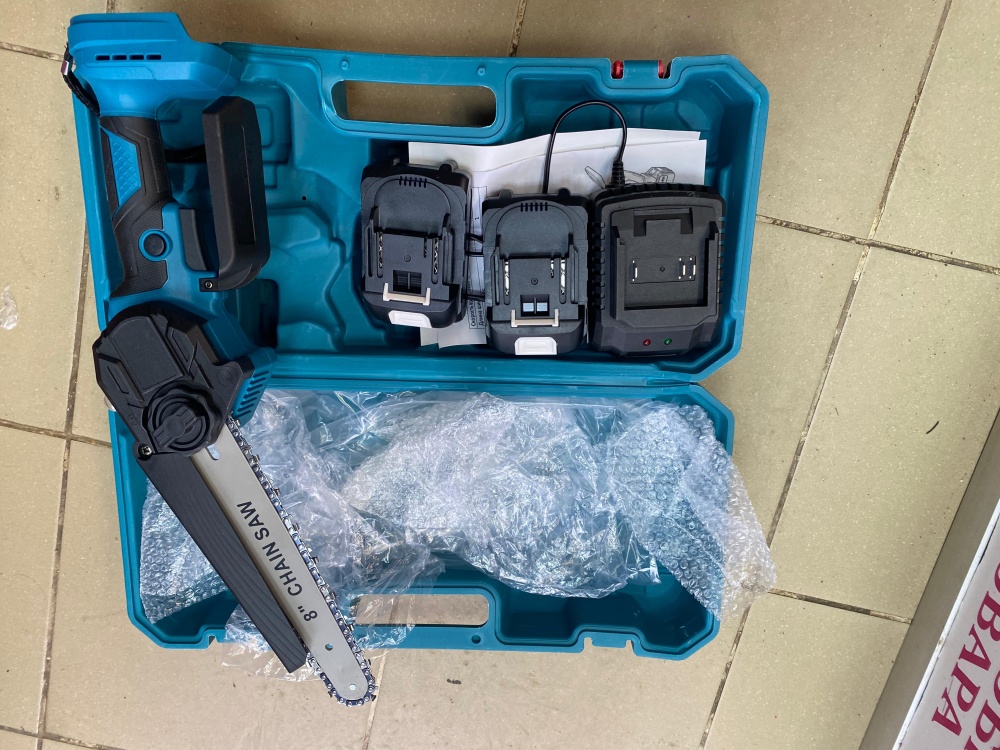 Цепная электропила аккумуляторная