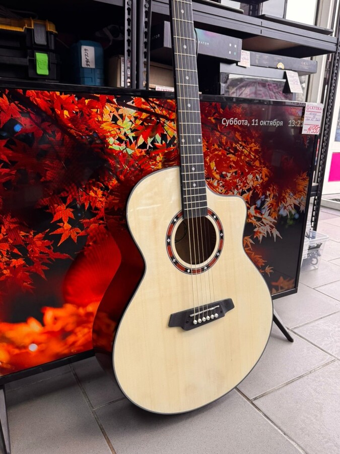 Гитара акустическая