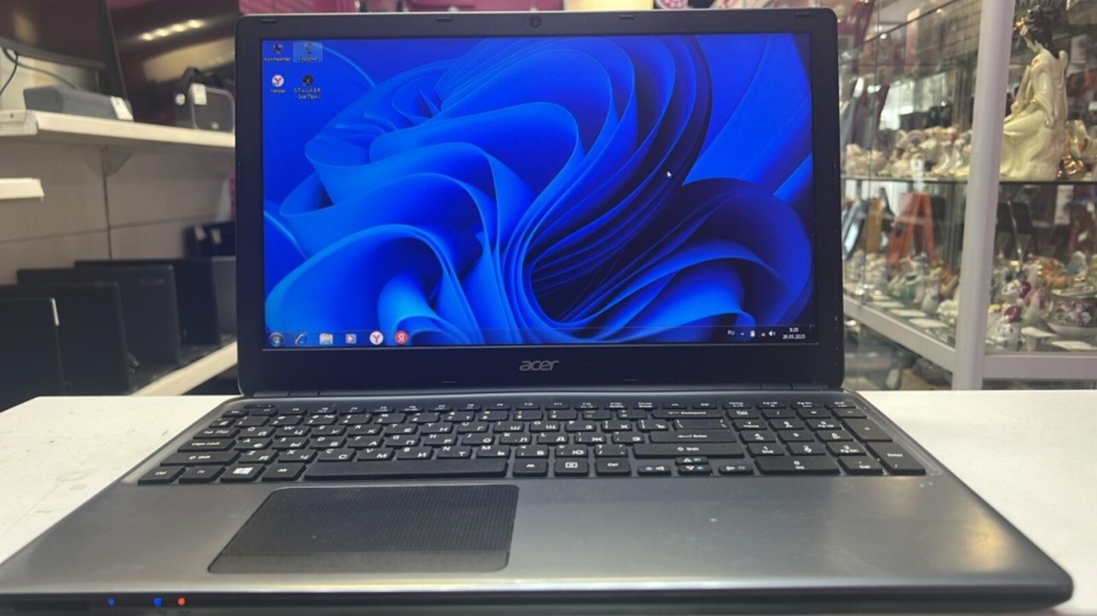 Ноутбук Acer e1