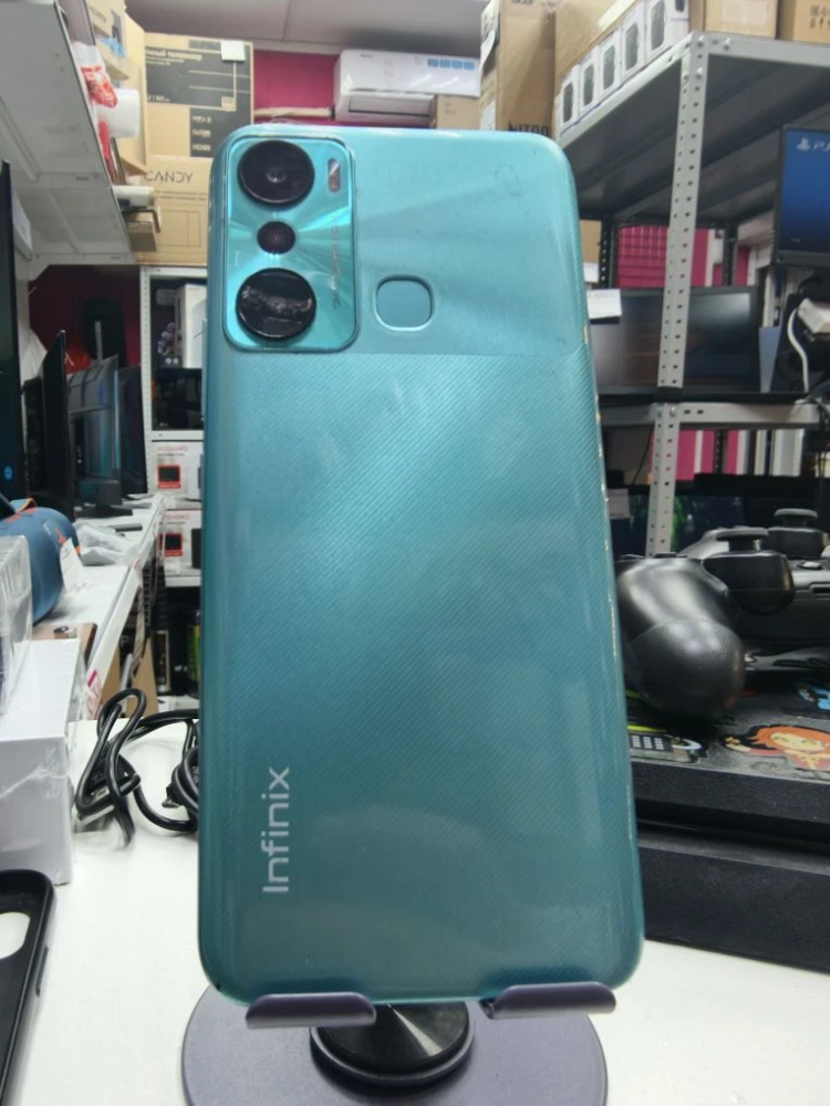 Мобильный телефон Infinix HOT 20i 4/128GB