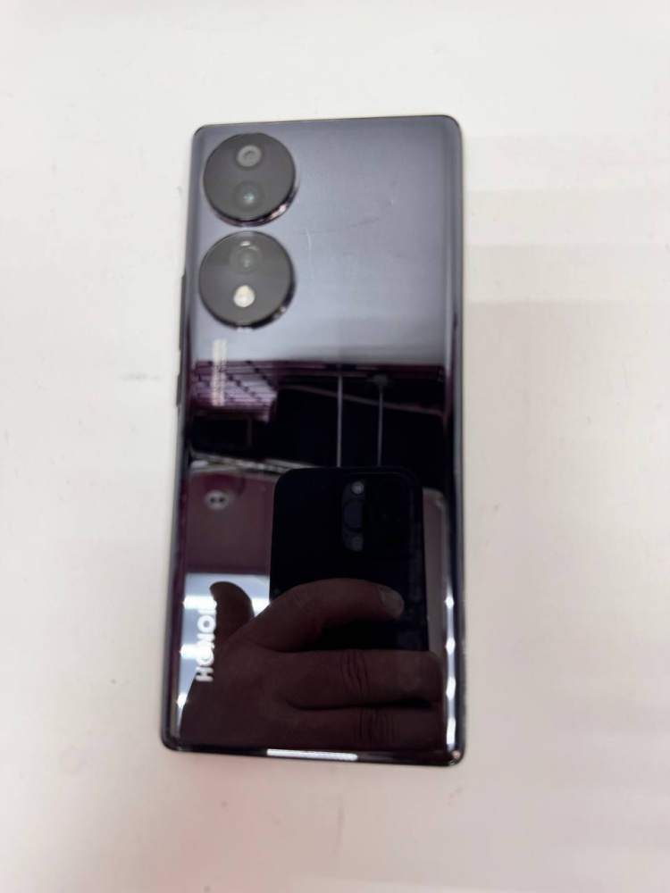 Смартфон Honor 70 8/256