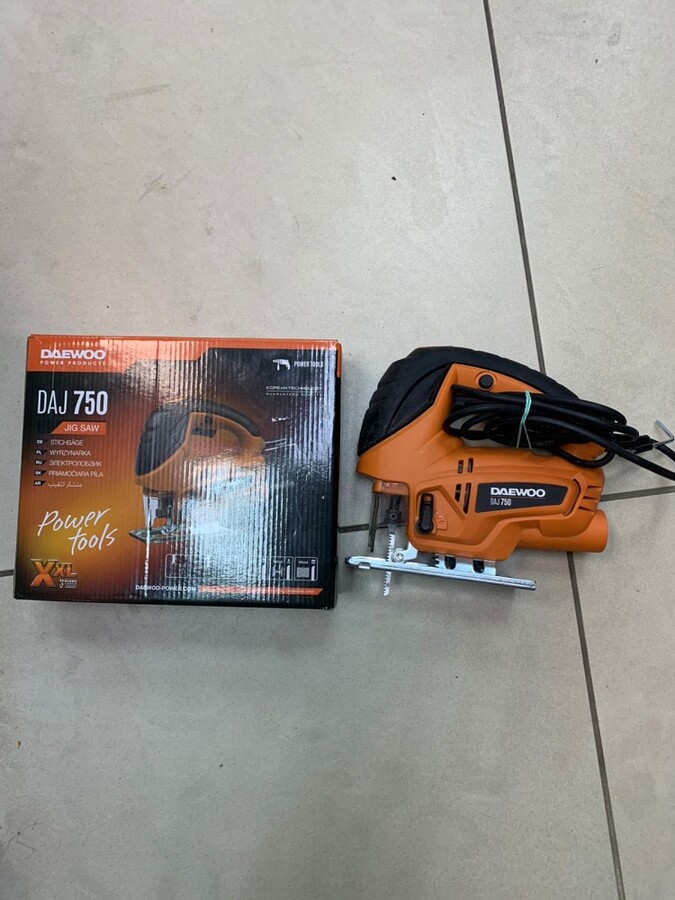 Лобзик DAJ 750