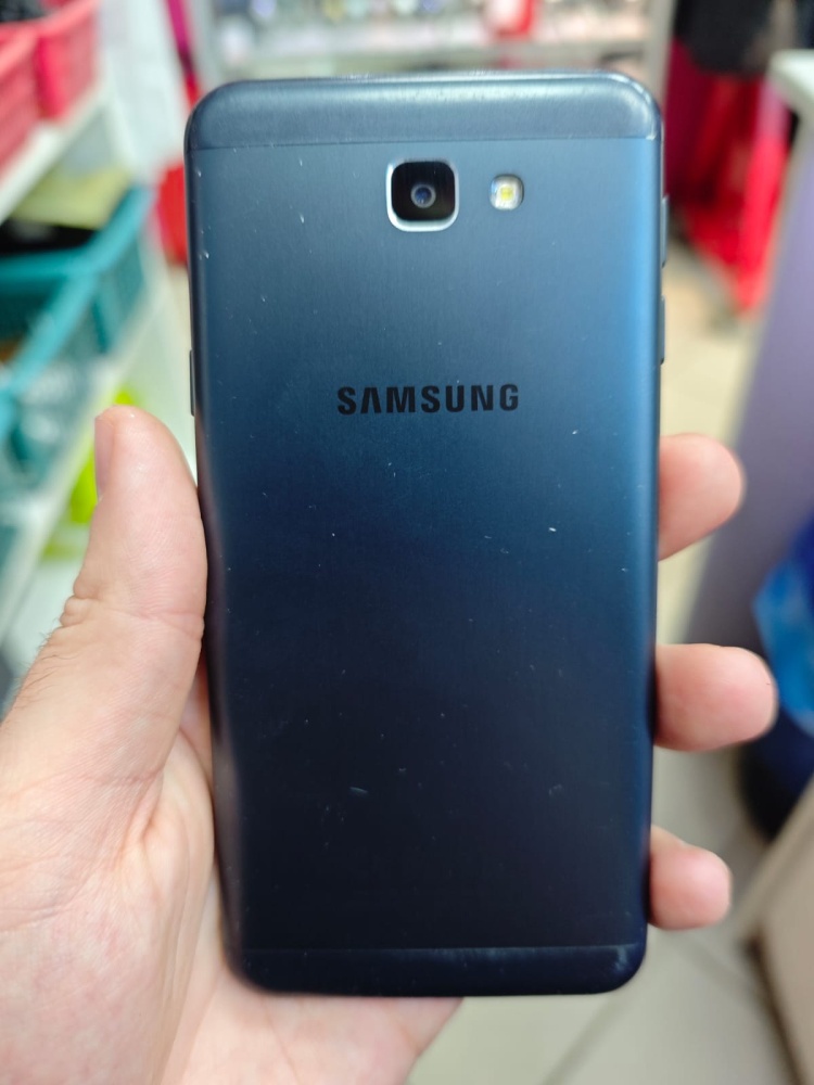 Смартфон Samsung J2 2018 2/16