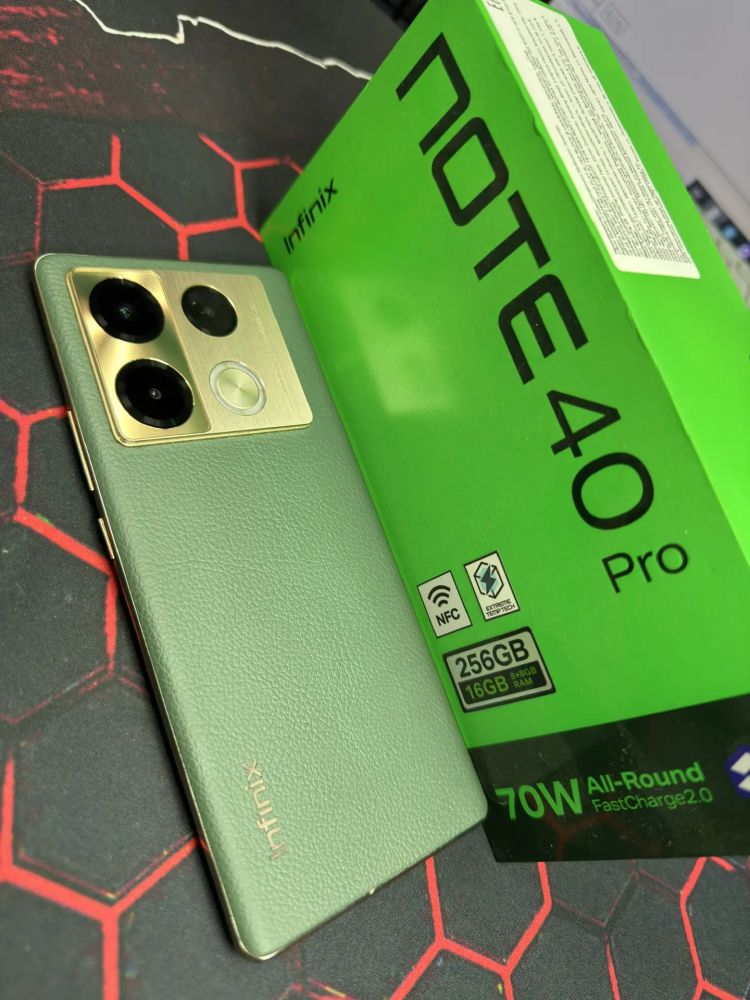 Смартфон Infinix Note 40 Pro 12/256гб