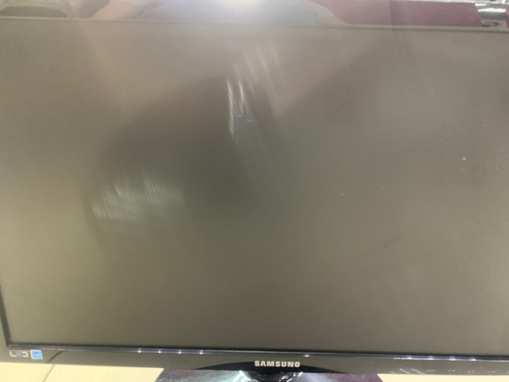 Монитор Samsung LF24T450FQ