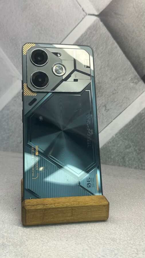 Мобильный телефон Tecno Pova 6 256Gb