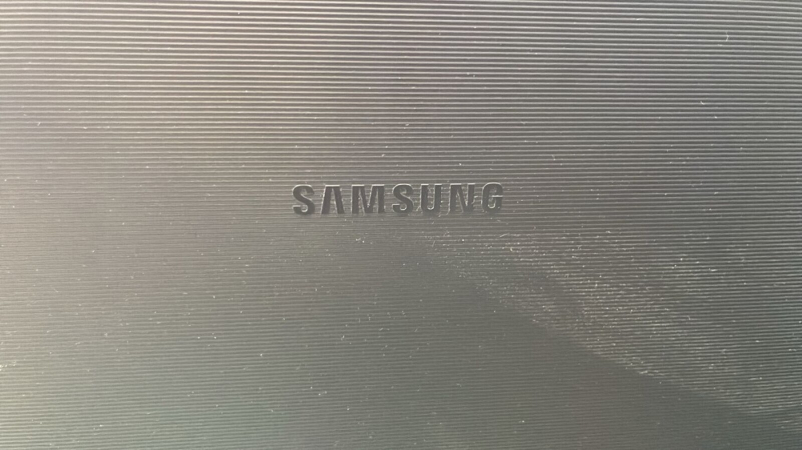 Ноутбук ASUS 2*2,6/4/256SSD