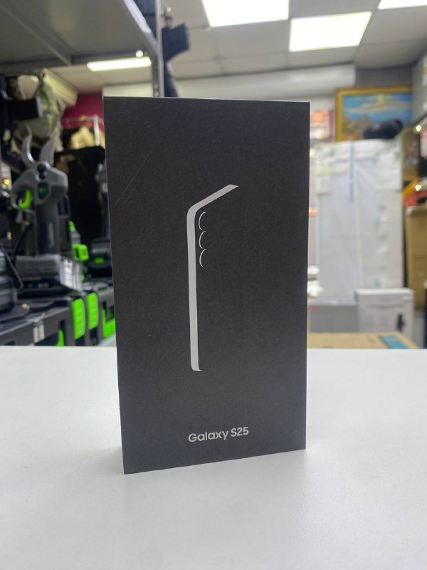 Смартфон Samsung S25