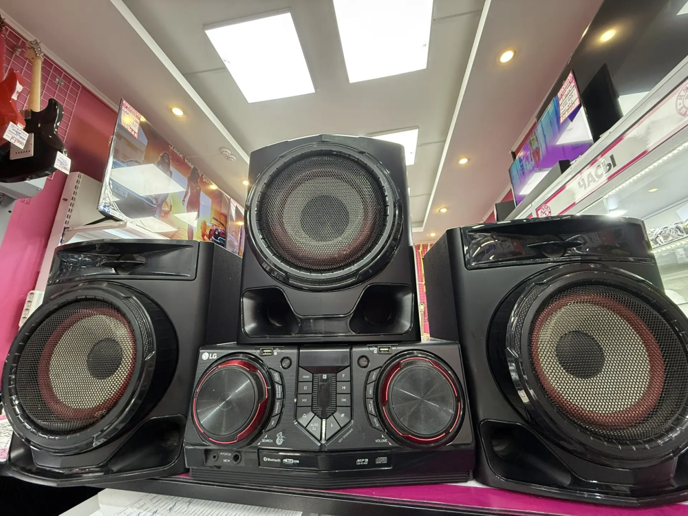 Музыкальный центр LG CJ45