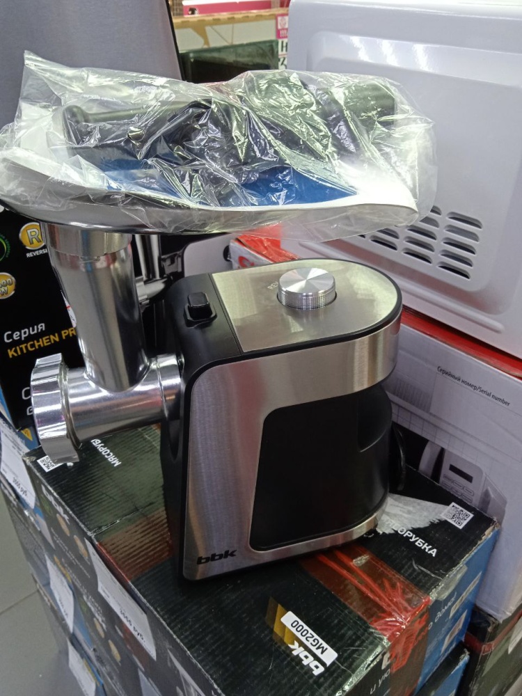 /Мясорубка BBK MG2000 мет черн