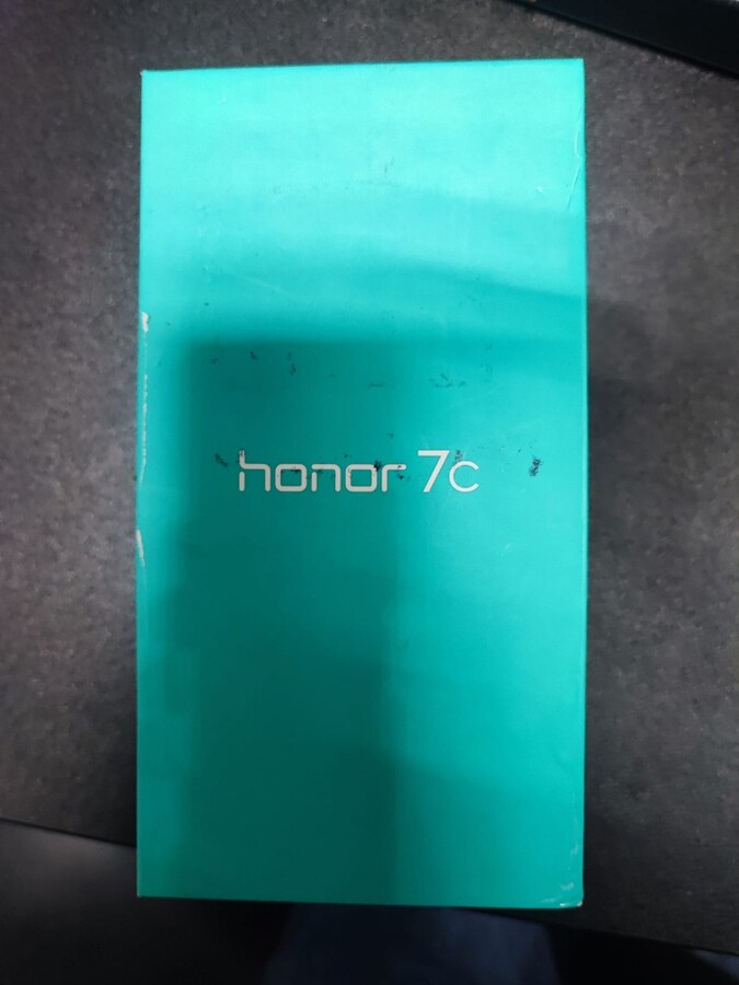 Смартфон Honor 7C 3/32