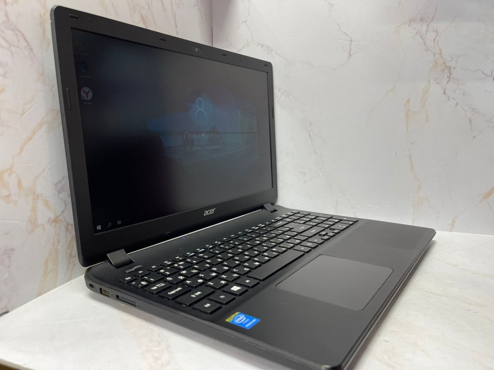 Ноутбук Acer es1-531