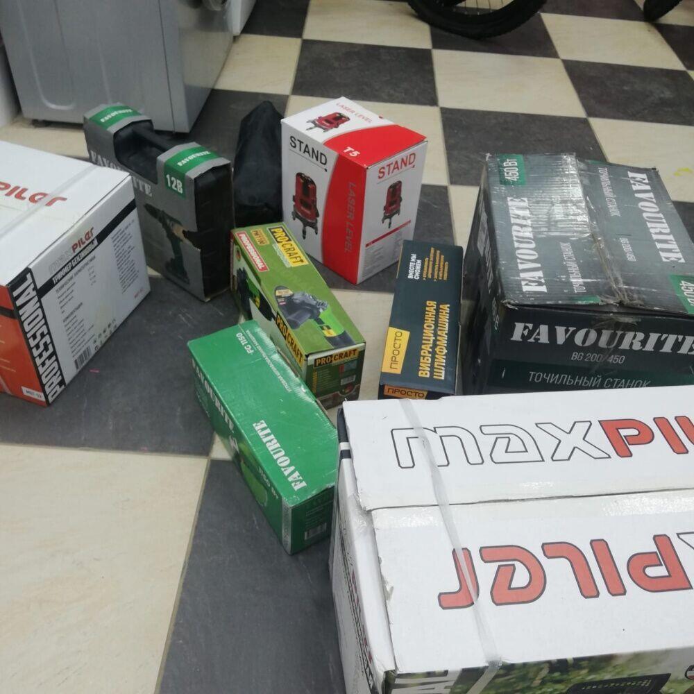Шуруповерт Favorite 12V