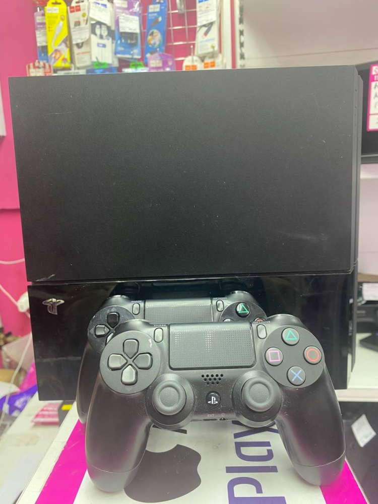 Игровая приставка Sony PlayStation 4 500гб