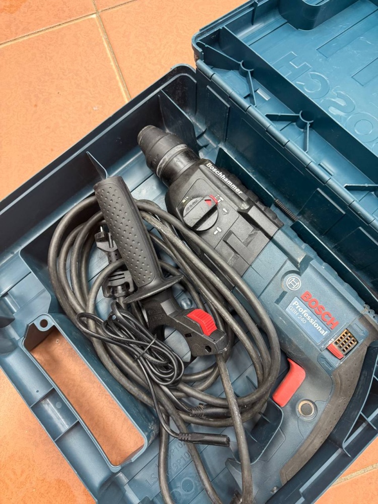 Перфоратор Bosch