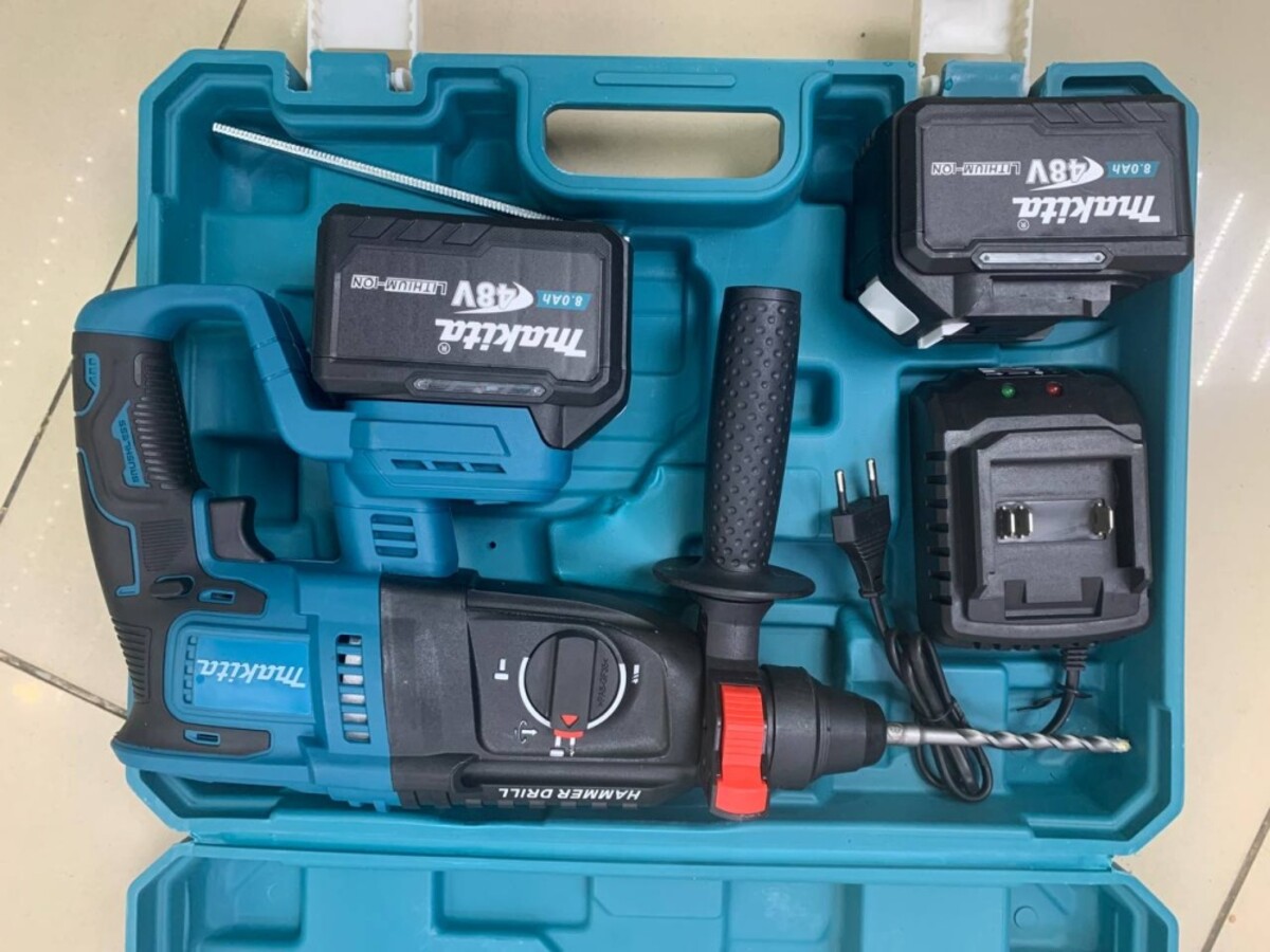 Перфоратор Makita v48