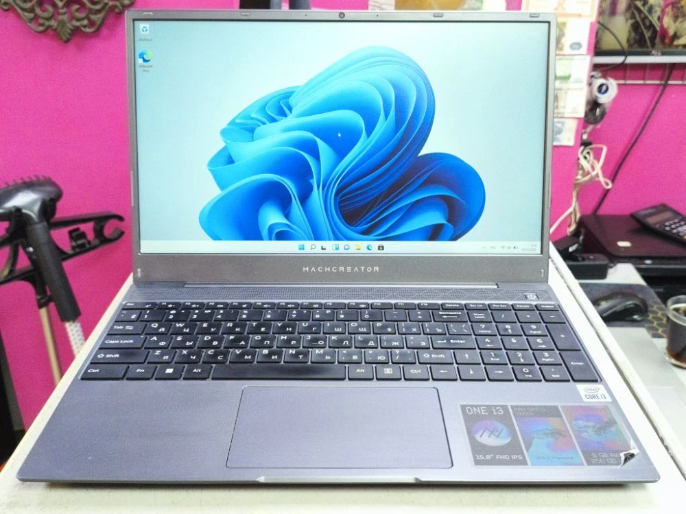 Ноутбук MachCreator
