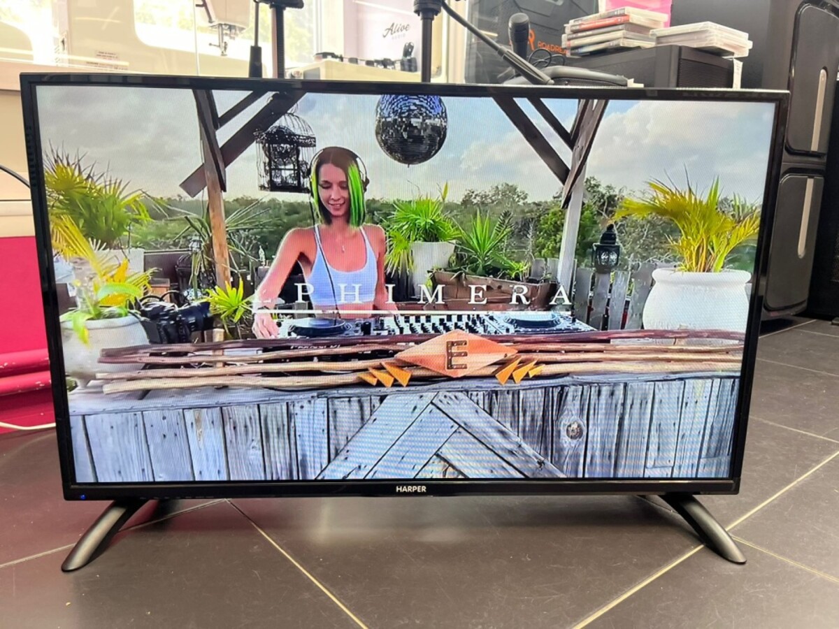Телевизор Harper 32R575T