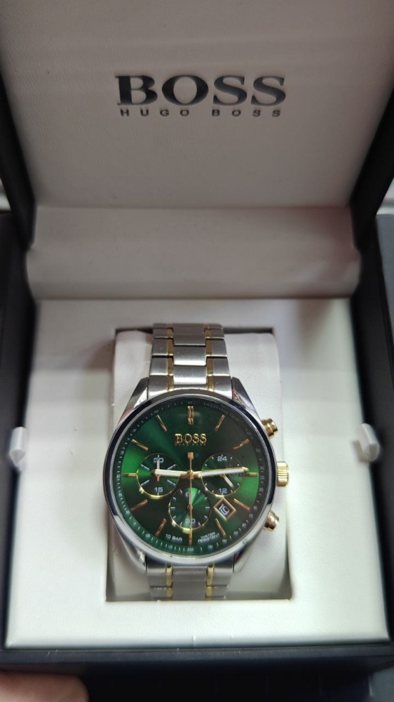 Часы Boss