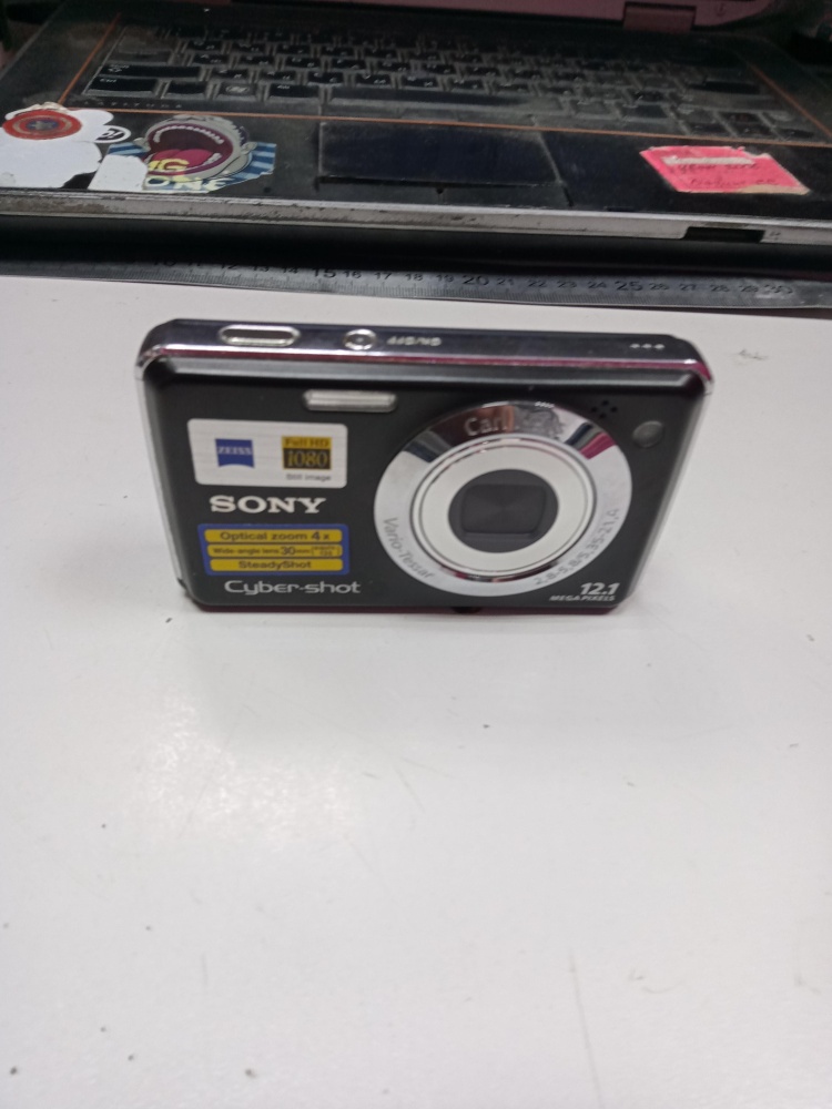 Фотоаппарат Sony CYBER-SHOT DSC-W210