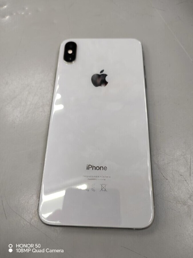 Смартфон iPhone XS MAX 64Gb