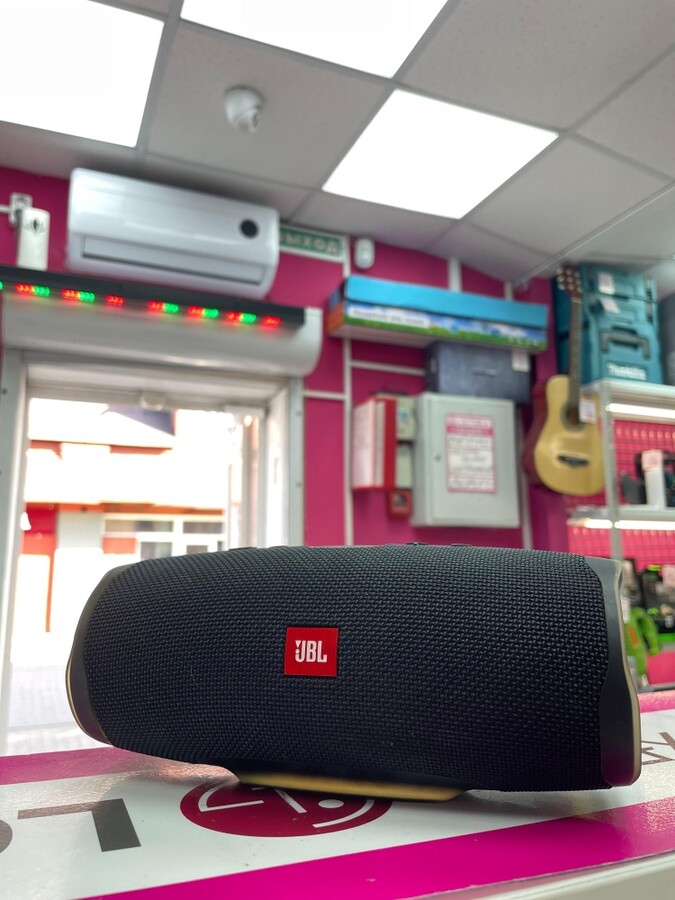 Акустика JBL Charge 4