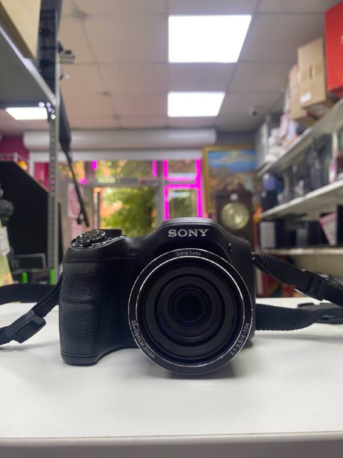 Фотоаппарат Sony DSC-H200