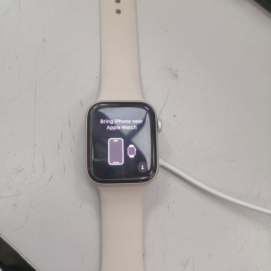 Часы Apple Watch SE 2 44mm