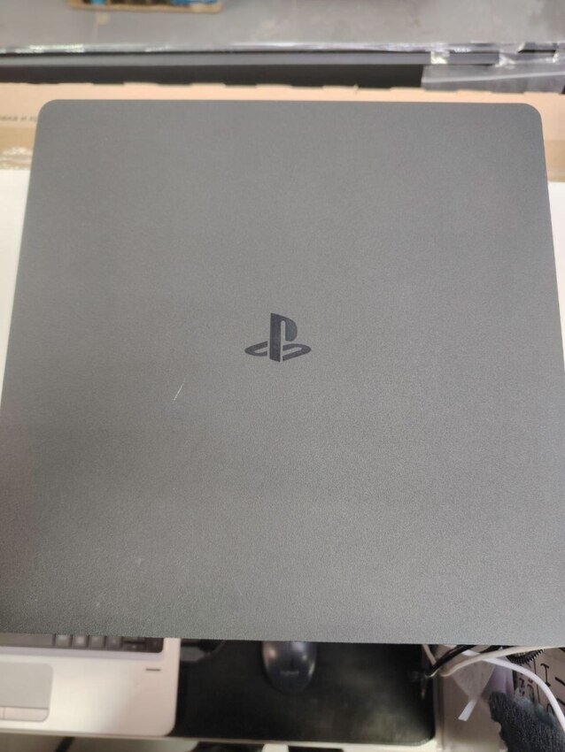 Игровая приставка Sony PlayStation 4 slim.1