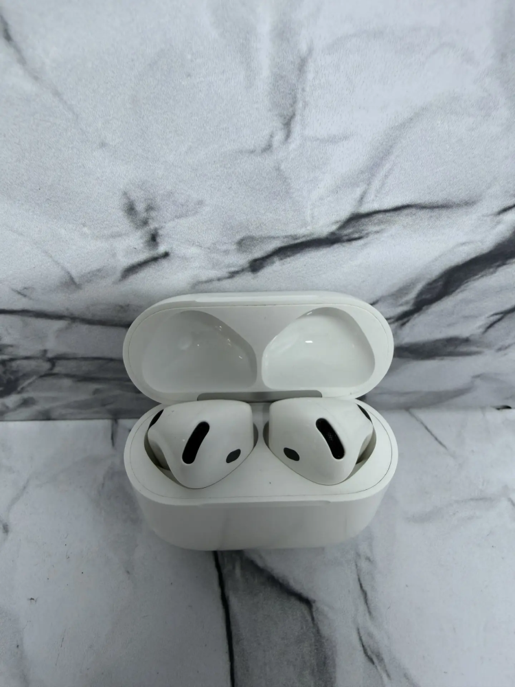Наушники Airpods 4 без шумодава