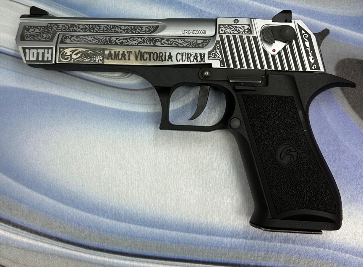 Инструмент Dezert Eagle Baby 