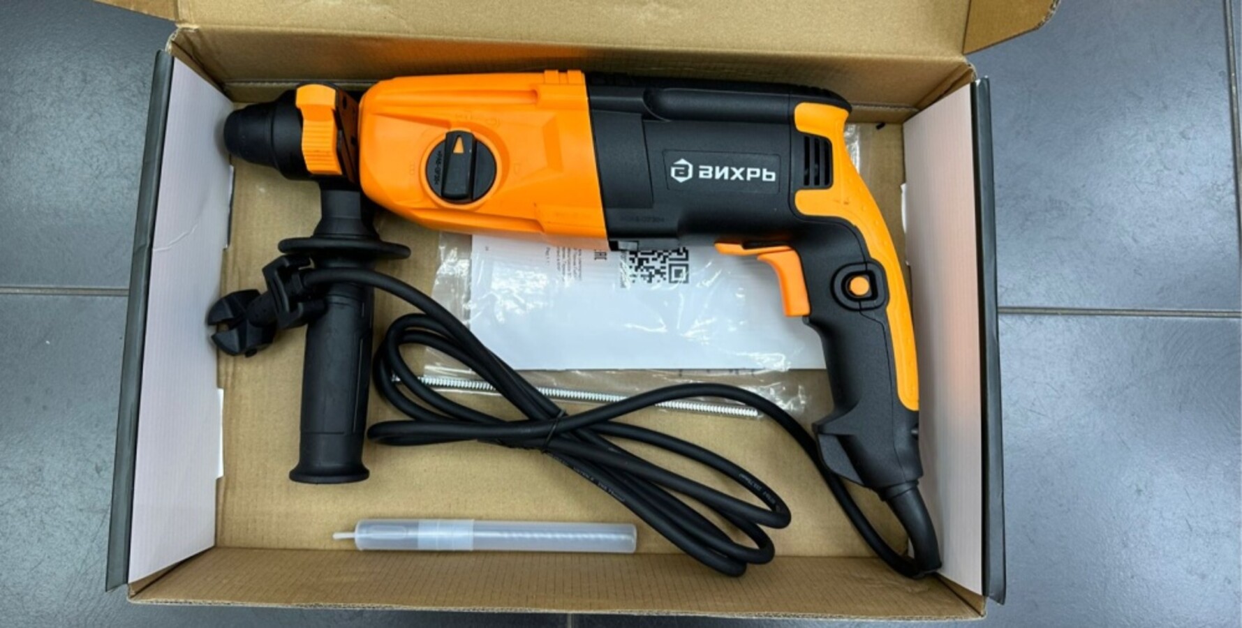 Перфоратор Вихрь П-0,75В